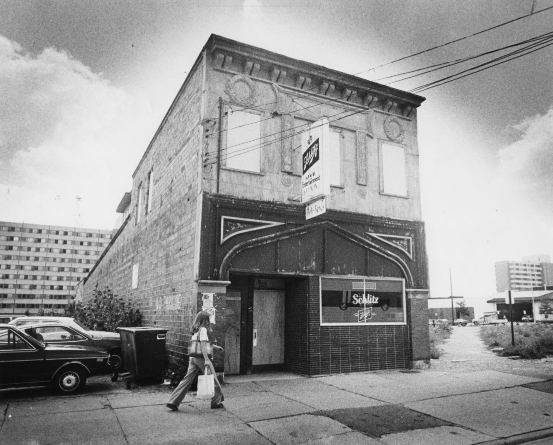 Bob & Gene's Tavern